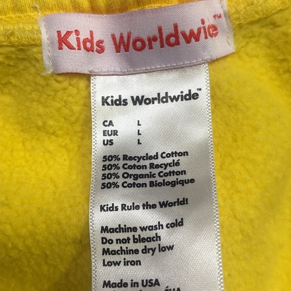 Kids Worldwide Love You Shorts Size Large - Picture 9 of 10